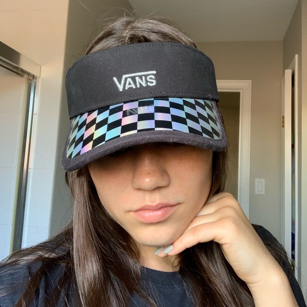 Vans sunvisor - Picture 1 of 3